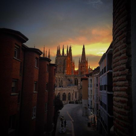 Vivienda en Perfecta ubicación! Al lado de la catedral! Burgos Exterior foto